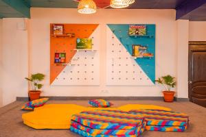 goSTOPS Mukteshwar - Private Rooms and Dorms