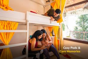 goSTOPS Mukteshwar - Private Rooms and Dorms