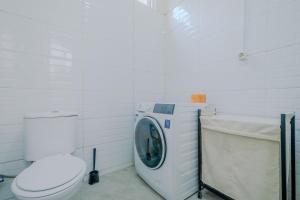 Vanya Park BSD Alesha Blue