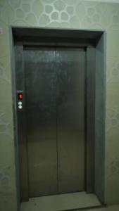 Budget Friendly 2BHK AC Washer WiFi Kitchen