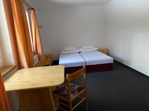 Selský Dvůr Perštejn