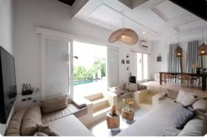 Steps to Canggu Beach Large Villa