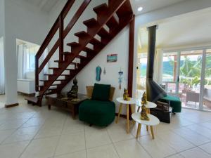 Cobertura duplex poucos metros do mar de Jurerê