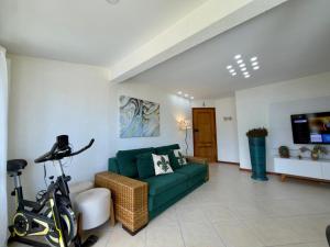 Cobertura duplex poucos metros do mar de Jurerê