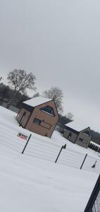 Domek nad jeziorem w Wilamowie