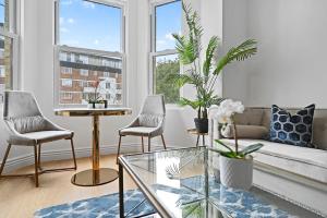 One-bedroom apartment at Nightingale Suites