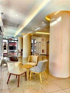 118 Grand Hotel