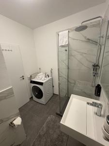 Große City Wohnung Rosenheim 4 Zimmer, 7 Betten