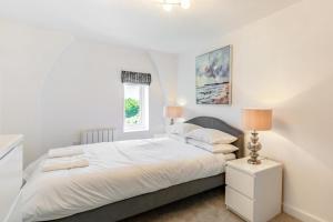 2 Bed in Abersoch oc-p27804