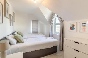 2 Bed in Abersoch oc-p27804