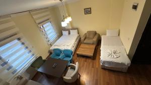 Sophia bukalemoon apartment