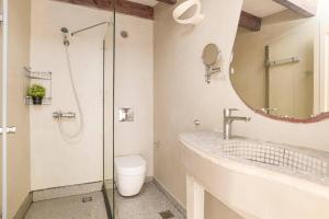 Villa Alcyone Seastone by Villa Plus