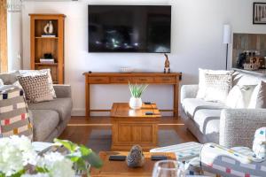 Waters Edge 16, Heron Lodge