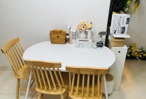 홍대의 빌라#홍대의 아파트먼트#방3개#침대4개#홍대입구숙소#망원시장#합정#짐보관#쇼핑거리#관광명소#단독사용#홍대디자인숙소