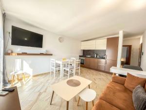 Suncrest Residence B37