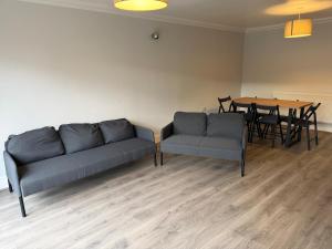 Spacious Glasgow Group Stay