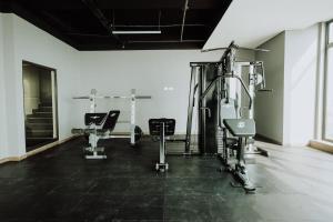 Now booking March! Walking to City Center 2 BDRM