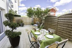 Havre de paix familial à Biscarrosse : Jardin, piscine, plages lac à 10 min