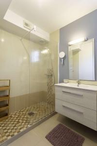 Havre de paix familial à Biscarrosse : Jardin, piscine, plages lac à 10 min