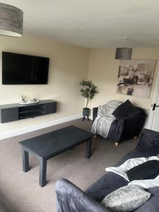 3 bedroom house near city centre