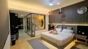 pertama residency jacuzzi projector 120"