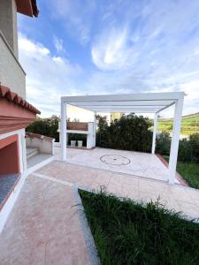 Ampio appartamento con soppalco, a 10 min dal mare e Castelsardo