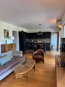 Appart standing avec vue grand balcon - parking - clim