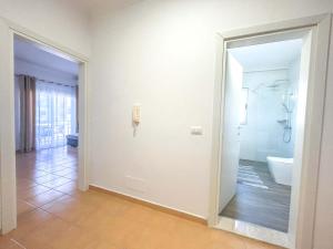 Golden Bay Suite E51