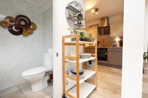 Walk to City and Bay Stylish 2BR House