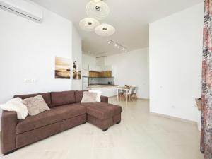 Ocean Light Retreat G54