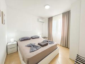 Aqua Mirage Suite G86