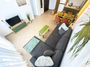 Coral Breeze Haven H25