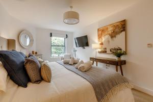 3 Bed in Torquay oc-a28109