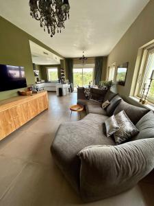 Villa Pergolata in Ostuni Pool, Jacuzzi & Ruhe