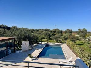 Villa Pergolata in Ostuni Pool, Jacuzzi & Ruhe