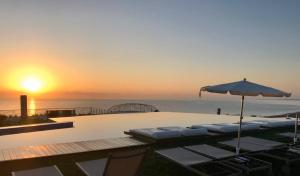 Infinity View apartment