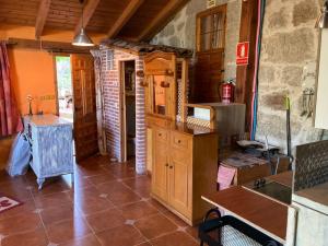 Relajante Cabaña Luminosa en la Naturaleza