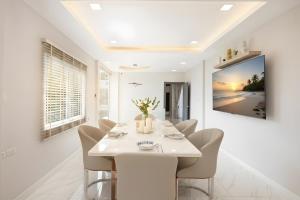 The Most Modern Villa in the Heart of Bangkok