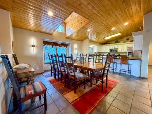 Luxury Angel Fire 5BR 4B, Views!, Game Room