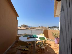 SM070-A67 Sainte-Maxime, Appt 2 pièces 5 couchages centre ville, vue Mer