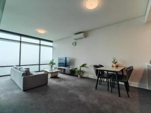 Lovely 2 bedroom APT in centre of Olympic Park