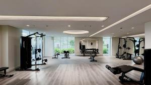 Beachfront 1BR with Private Beach Access Renovated