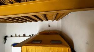 Camaraki Yellow House, Chora Serifos
