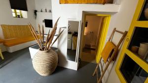 Camaraki Yellow House, Chora Serifos