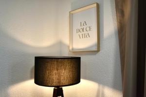 SANO - Design Wohnung - Küche - Platz zum Arbeiten