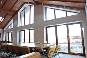 Cottage Semibarvytsia Mykulychyn