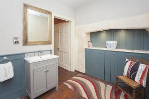 1 Bed in Bath oc-bhr34