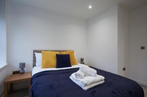 Spacious 2 Bedroom Apt with Stunning Views in Holmfirth Village Huddersfield