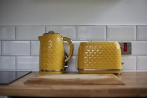 Spacious 2 Bedroom Apt with Stunning Views in Holmfirth Village Huddersfield