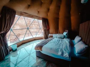 Solar Soul Camp - Wadi Rum Desert Experience & Stargazing